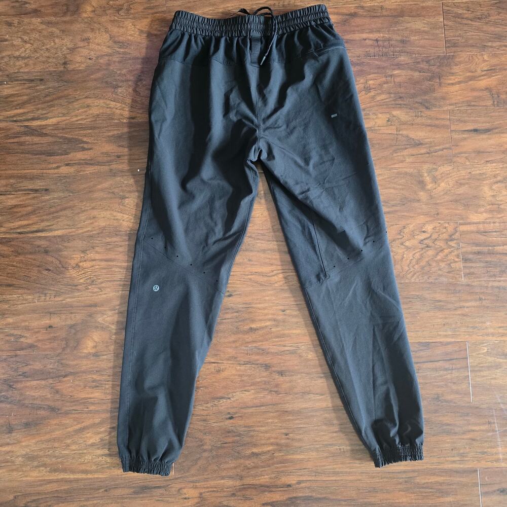 Lululemon Mens Small Black Jogger Pants Tapered Stretch Athletic Training - Picture 2 of 8